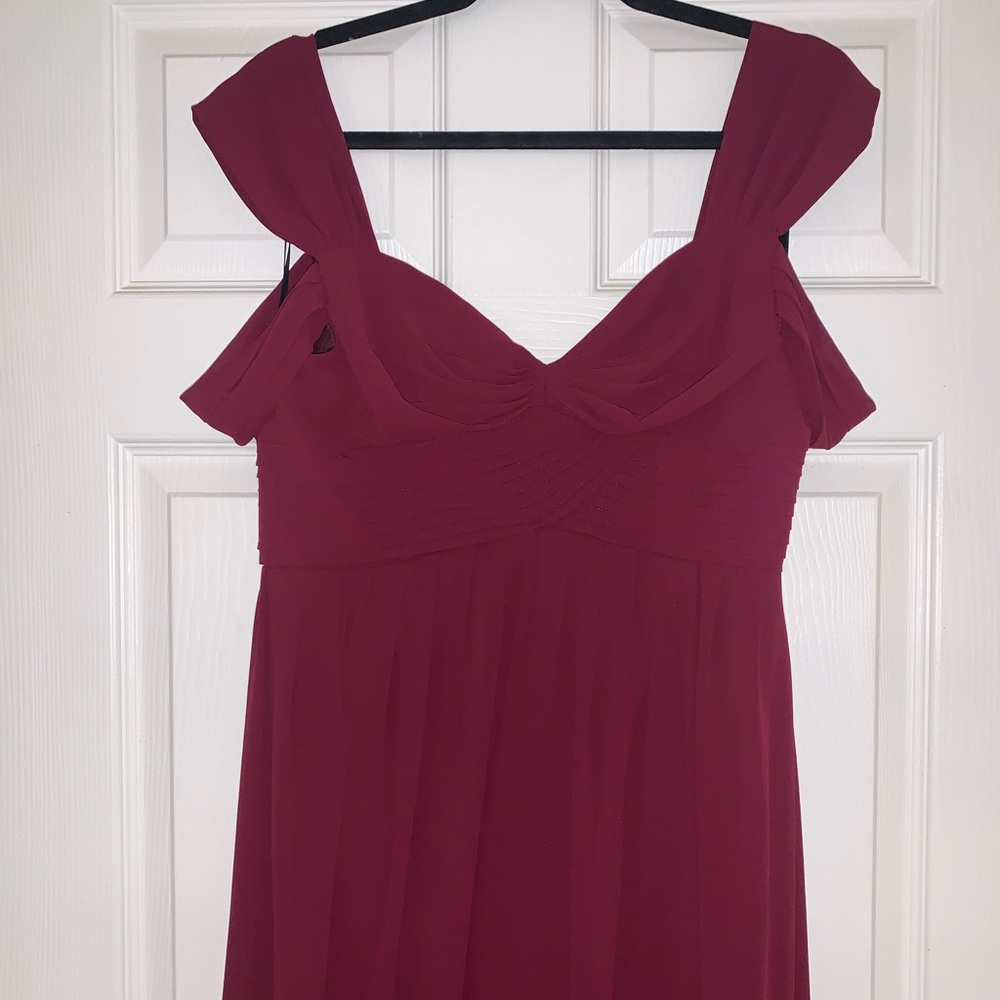 Lulus Bridesmaids / Maxi Dress.
